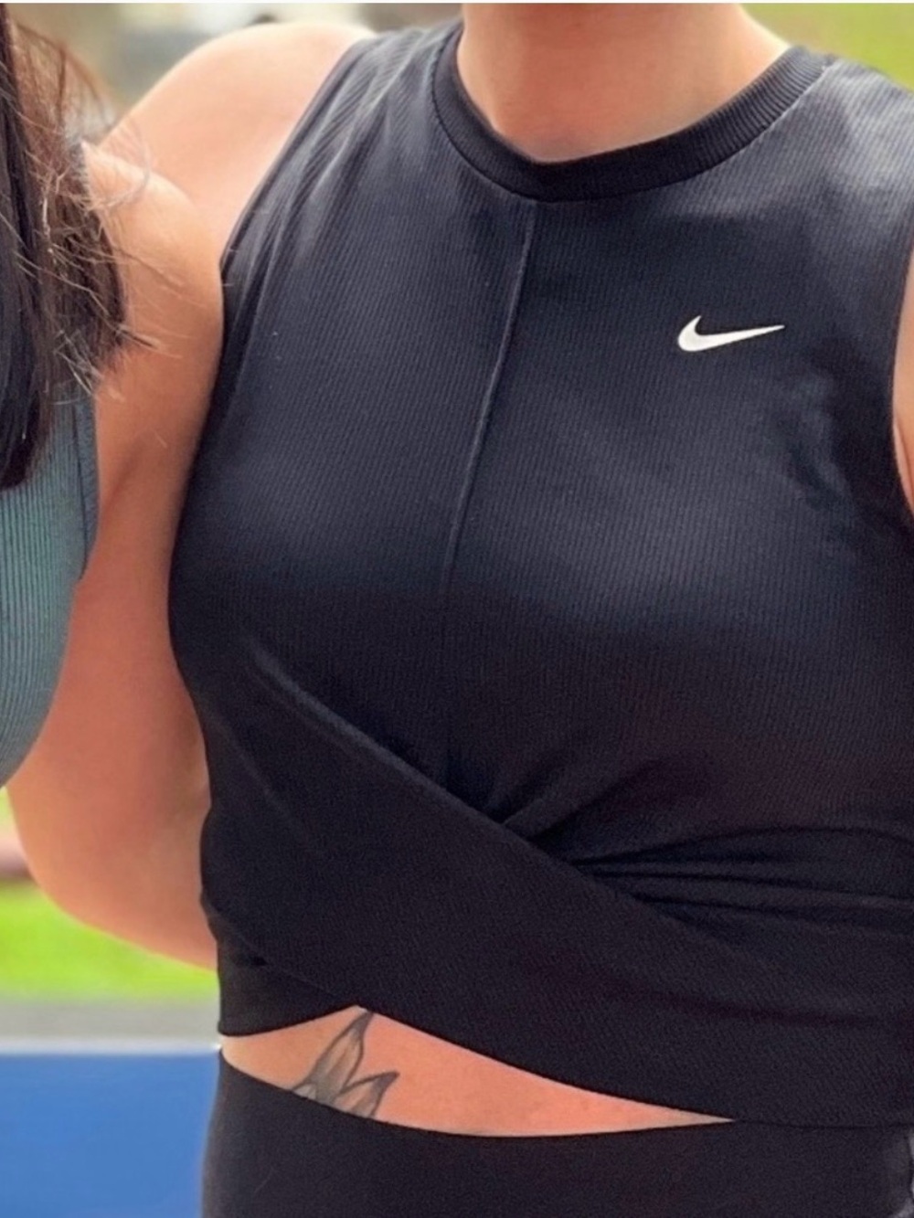 Double Pack Nike Black & White Dri-FIT Sleeveless Crop Tank size Medium - Picture 3 of 6